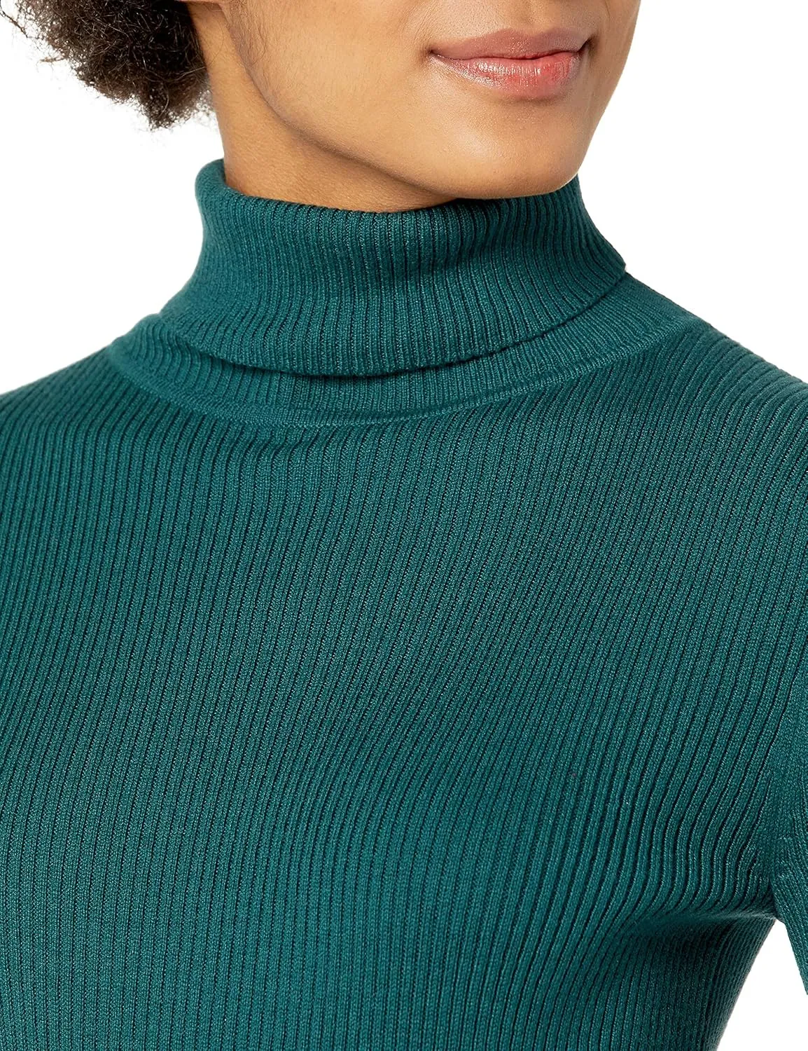 Amazon Essentials Women's Slim-Fit Lightweight Long-Sleeve Turtleneck Sweater