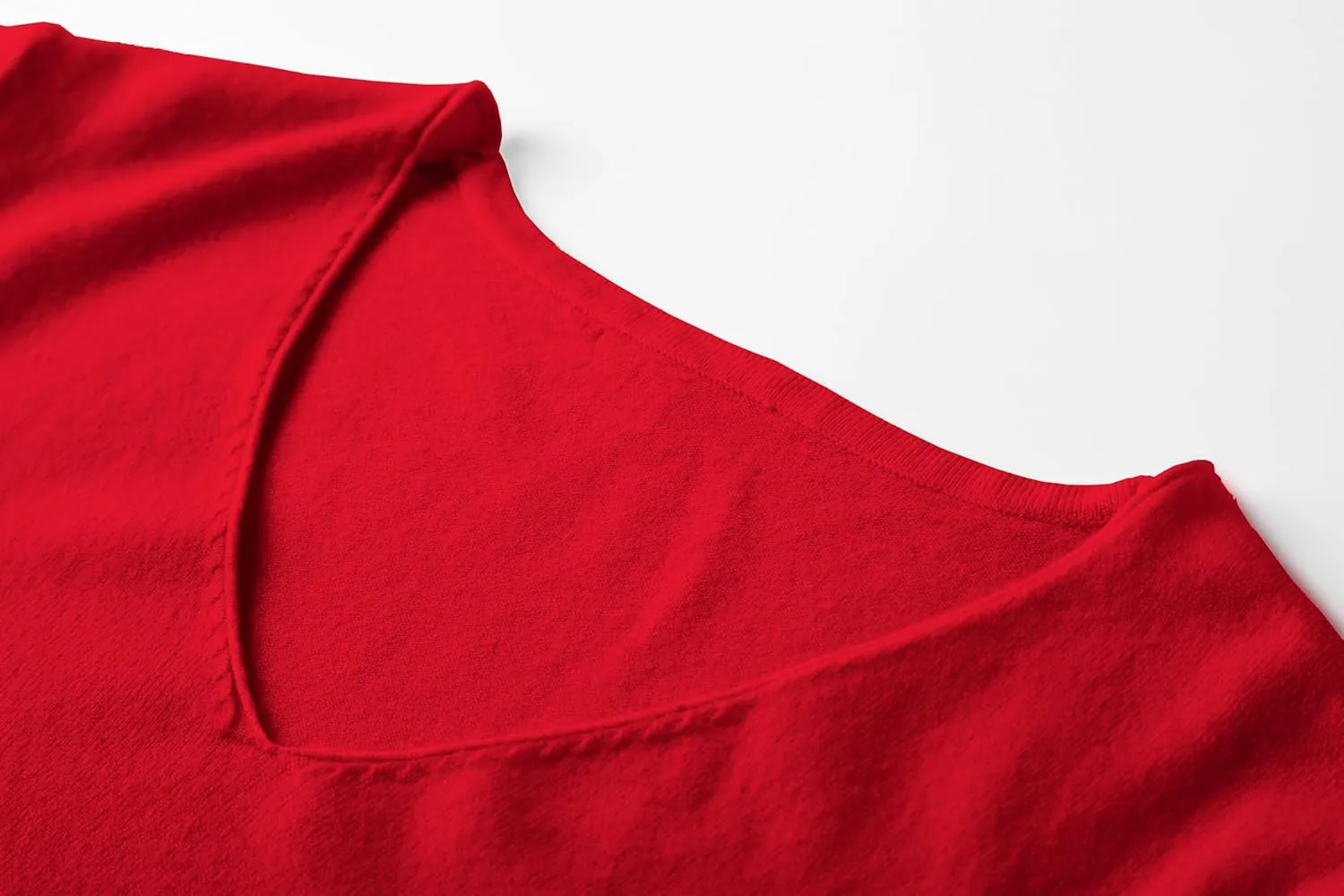 DAIMIDY Women's Short Sleeve V Neck Sweaters Casual Summer Sweater Lightweight Knit Pullover Tops
