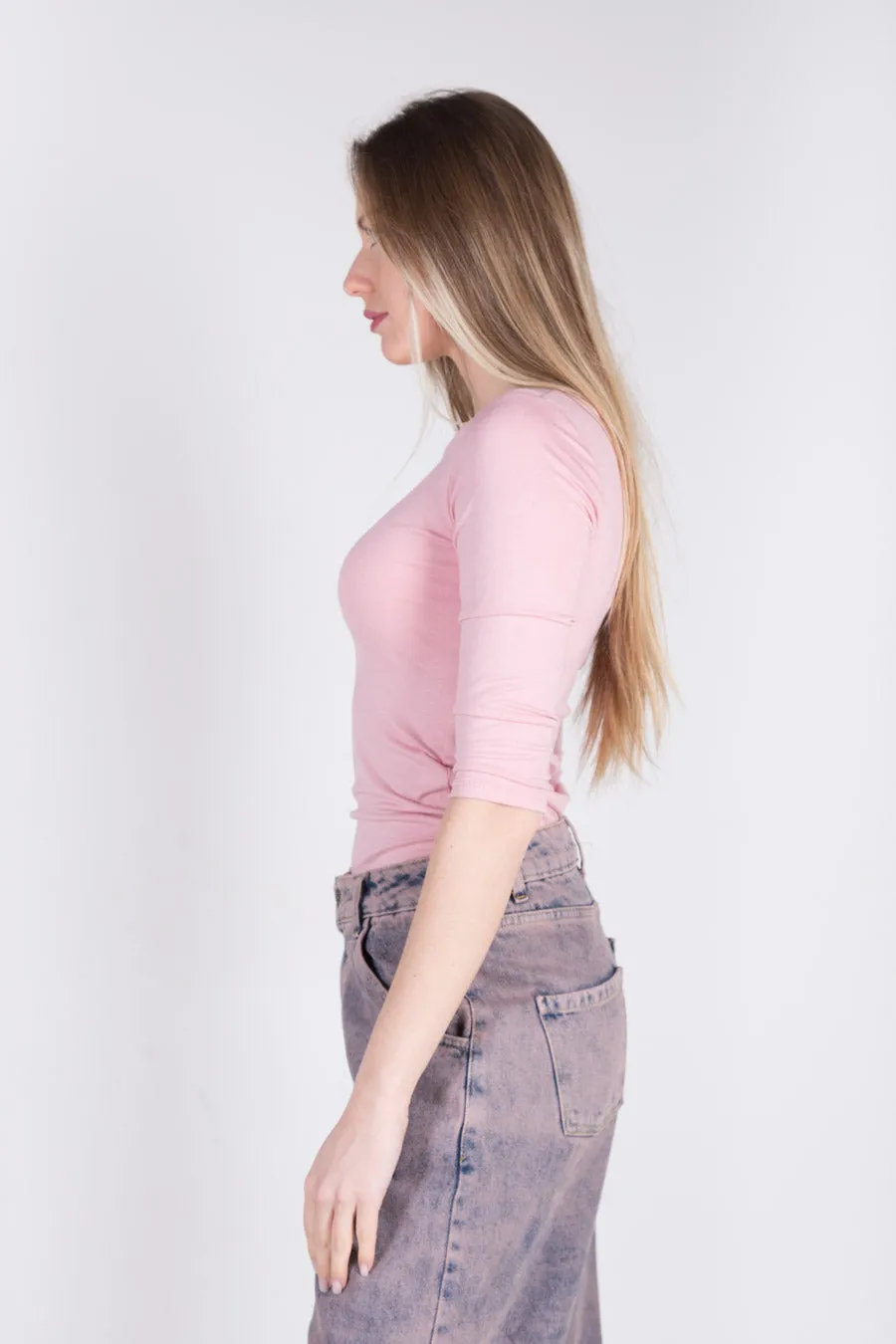 Elegant three-quarter sleeve fitted top wholesale