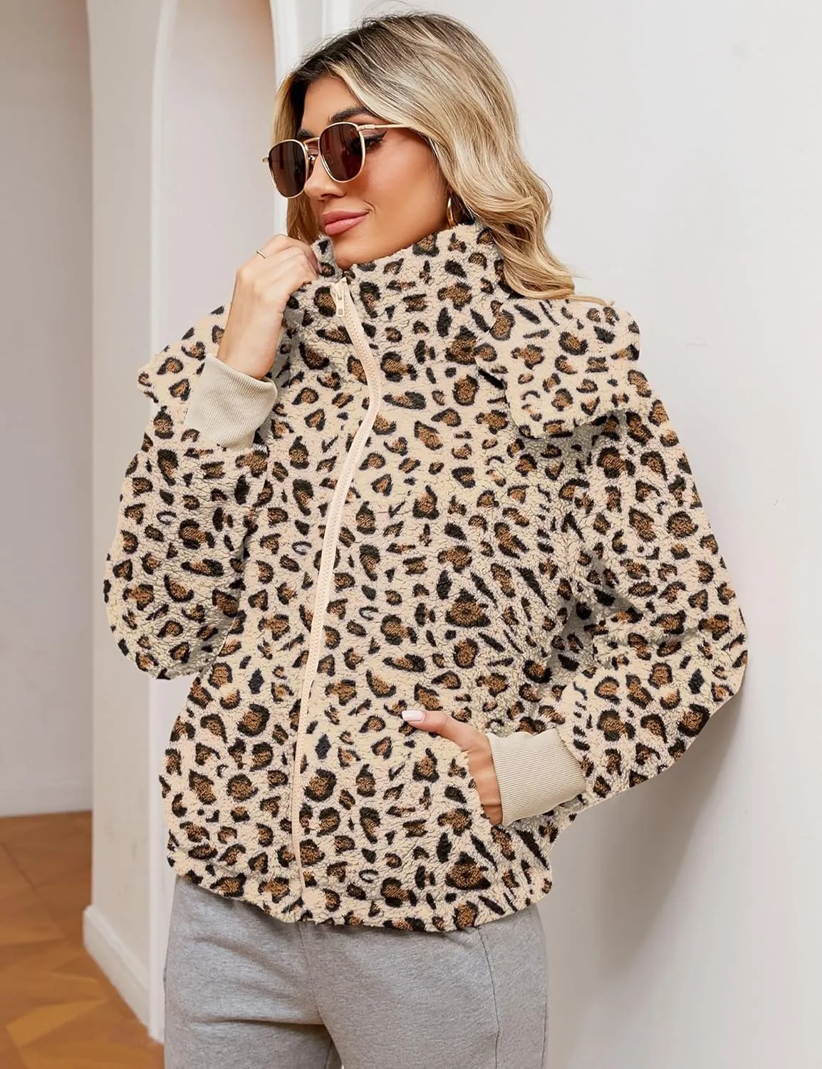 Micoson Womens Faux Fur Coat Winter Full Zip Sherpa Fleece Jacket Long Sleeve Warm Fuzzy Outerwear with Hooded