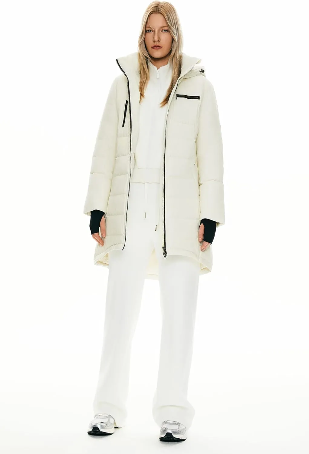 Orolay Women's Winter Down Jacket Long Quilted Puffer Coat Warm Hooded Slim Fit Outerwear