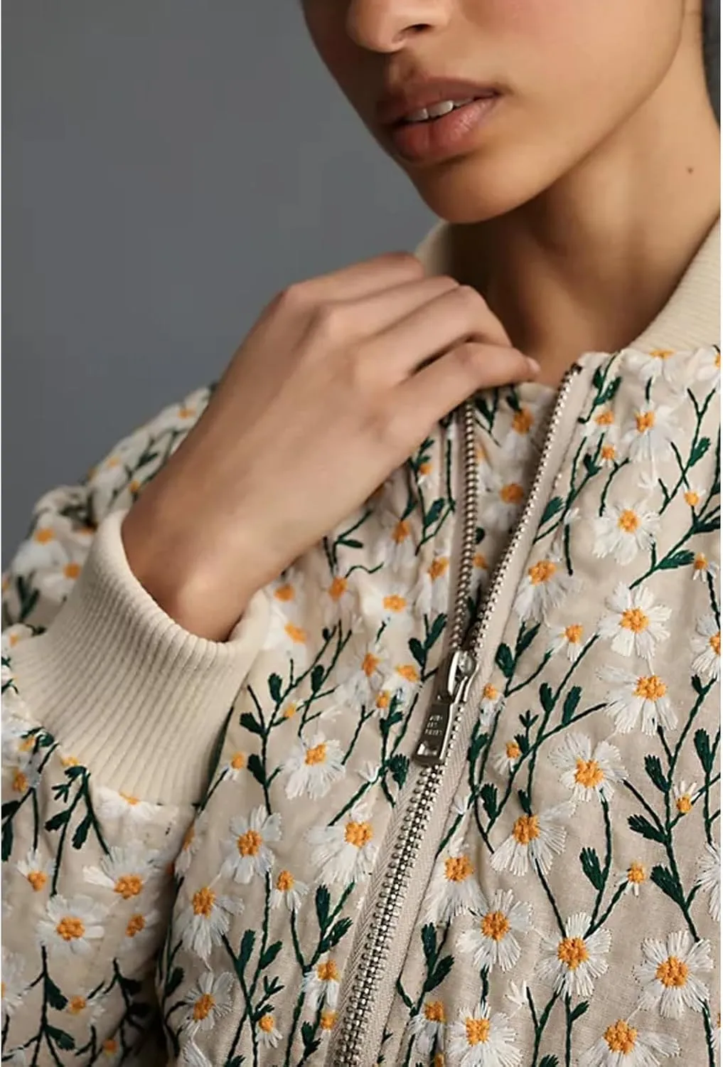 Shiyifa Women's Embroidered Daisy Cropped Bomber Jacket Long Sleeve Zipper Down Cotton Padded Coat Outerwear