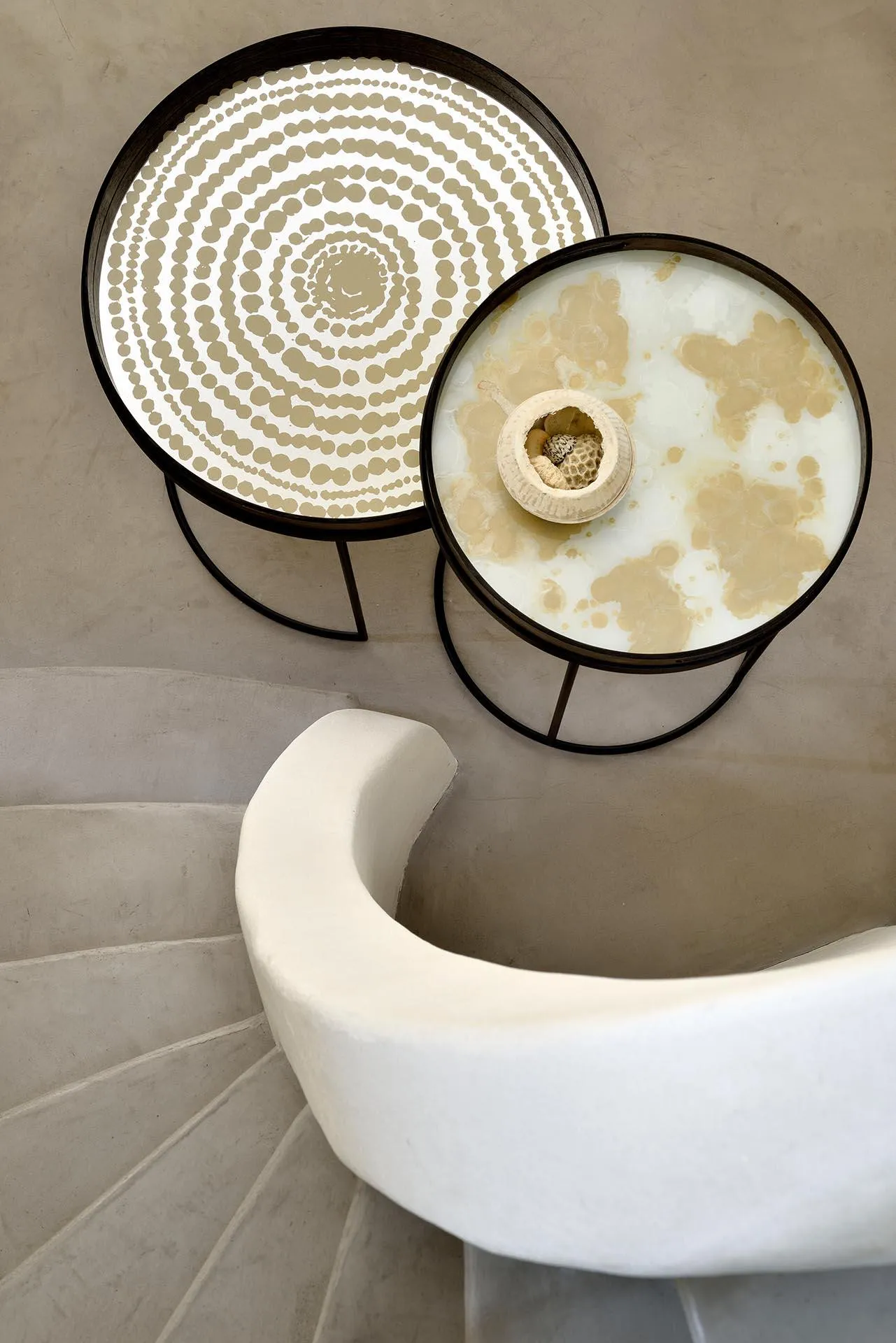 Small Tray Round Coffee Table Set