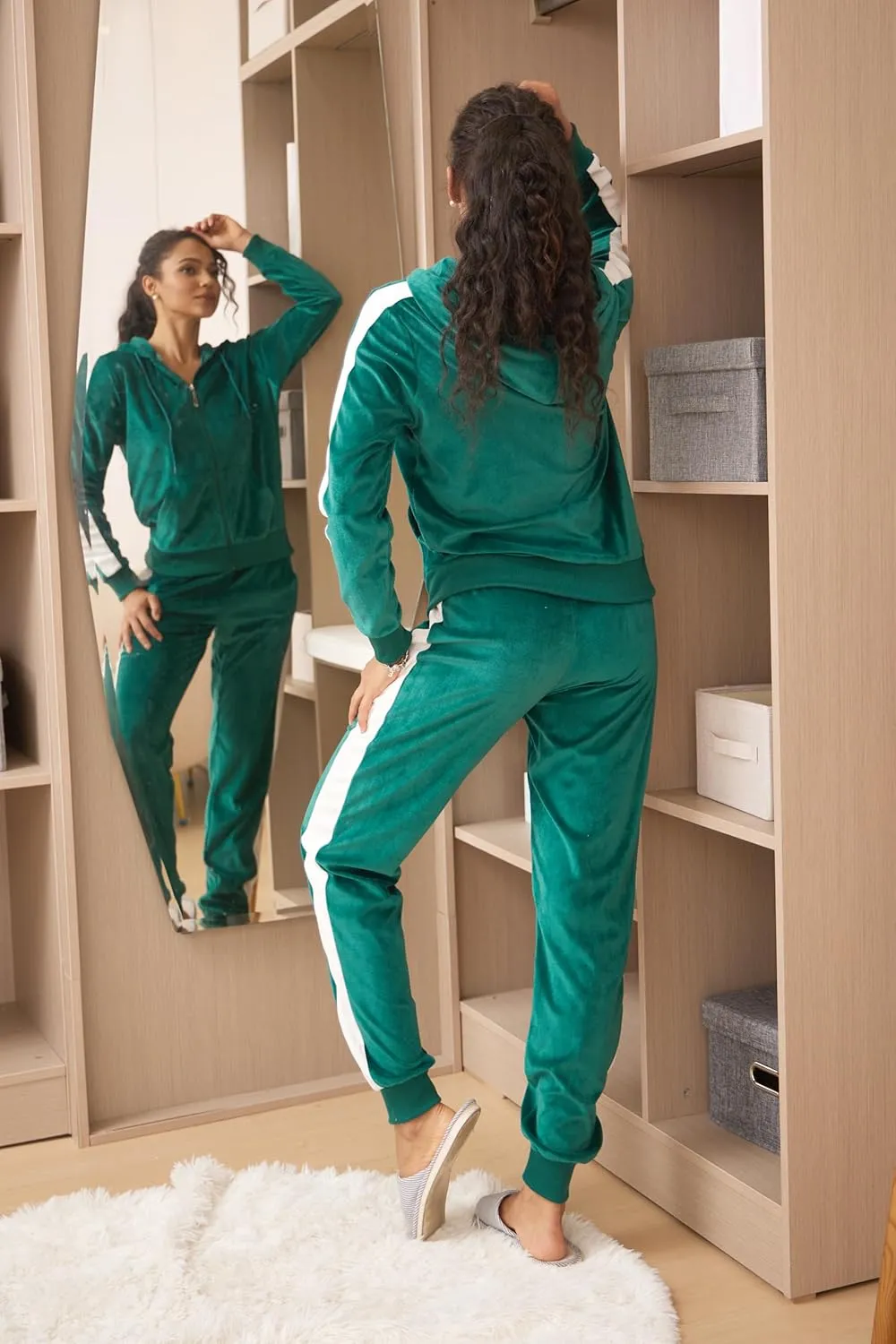 TanBridge 2 Piece Outfits Women's Velour Sweatsuits Long Sleeve Zip Up Hoodie Sweatpants Tracksuits for Women