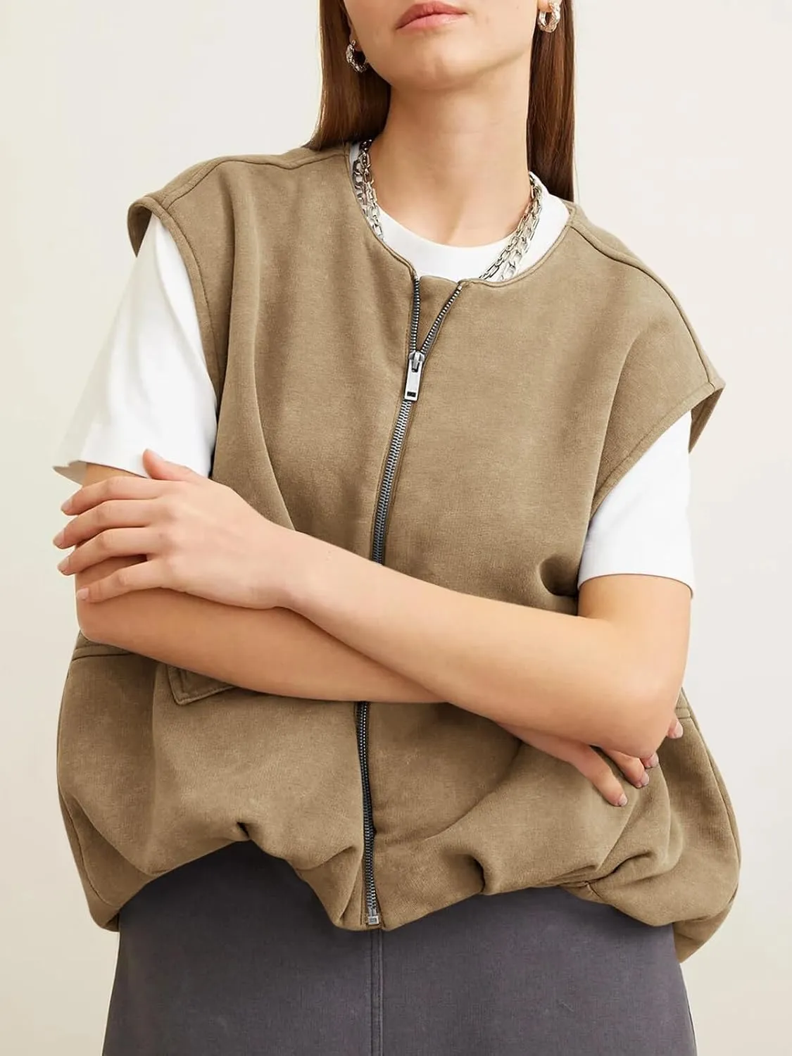 Tankaneo Womens Cargo Zip up Vest Oversized Casual Cotton Sleeveless Jackets Crew Neck Ruched Hem Gilet