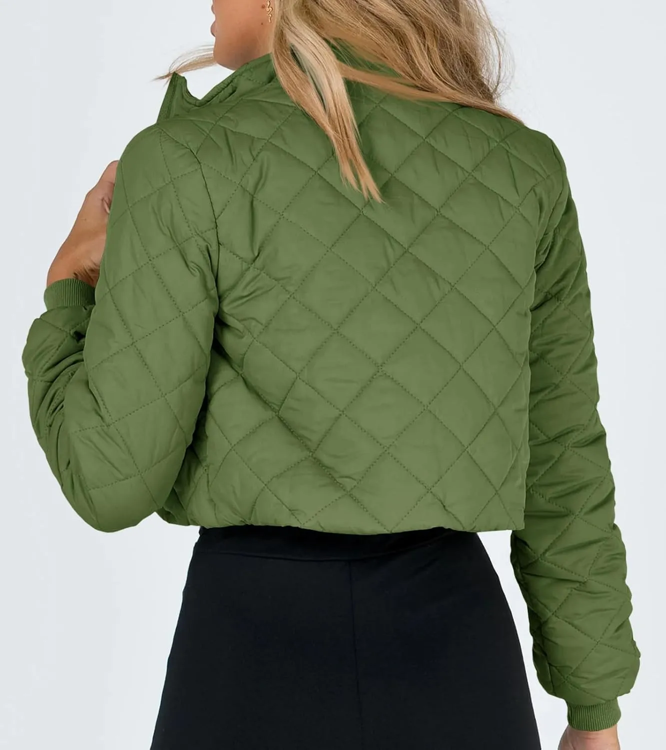 Tankaneo Women's Winter Cropped Puffer Jacket Quilted Zip Up Bomber Coat Fashion Outerwear with Pockets
