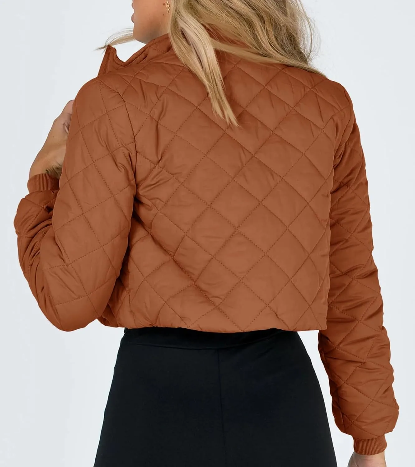 Tankaneo Women's Winter Cropped Puffer Jacket Quilted Zip Up Bomber Coat Fashion Outerwear with Pockets