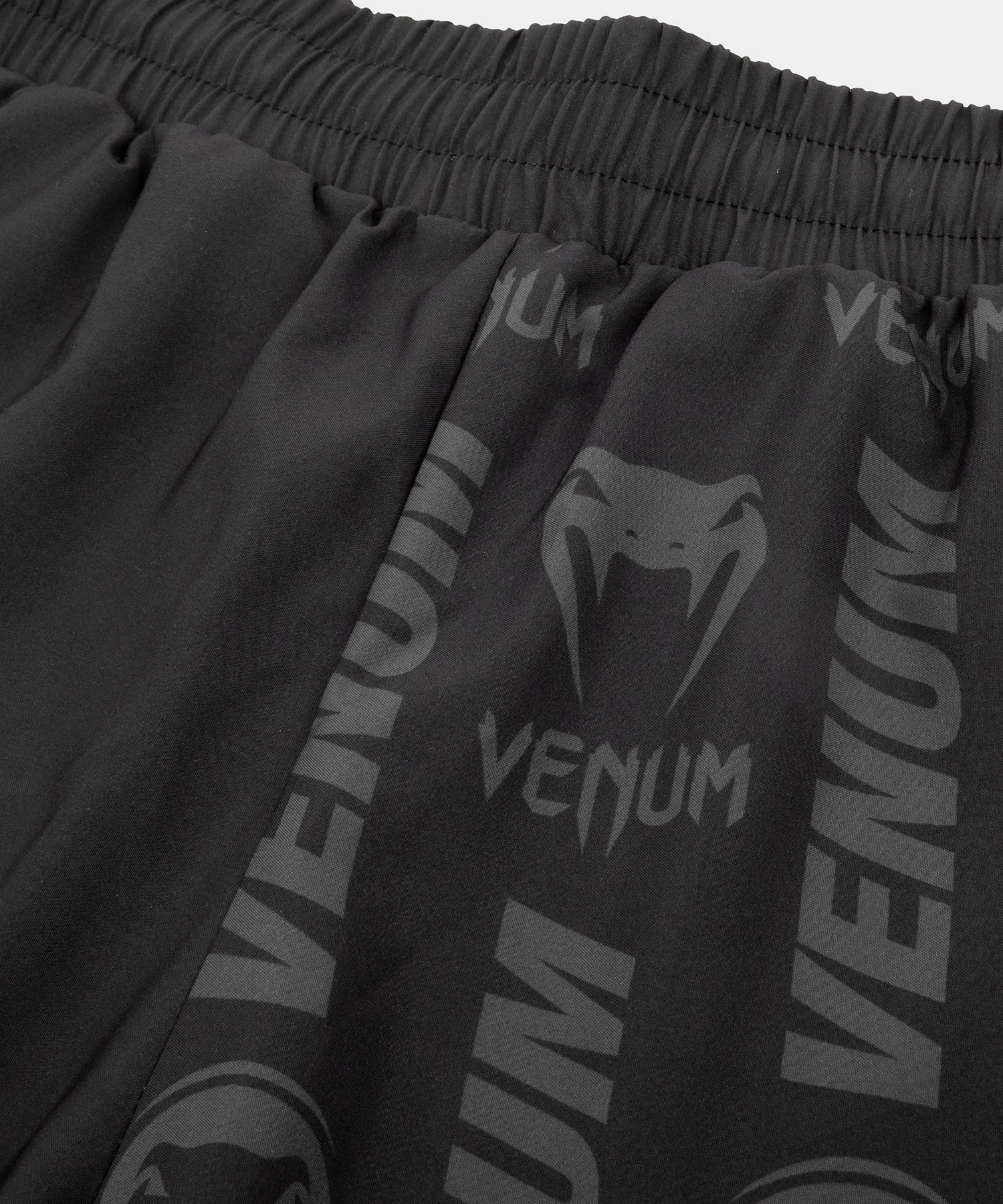 Venum Logos Training Shorts - Black/Neo Yellow