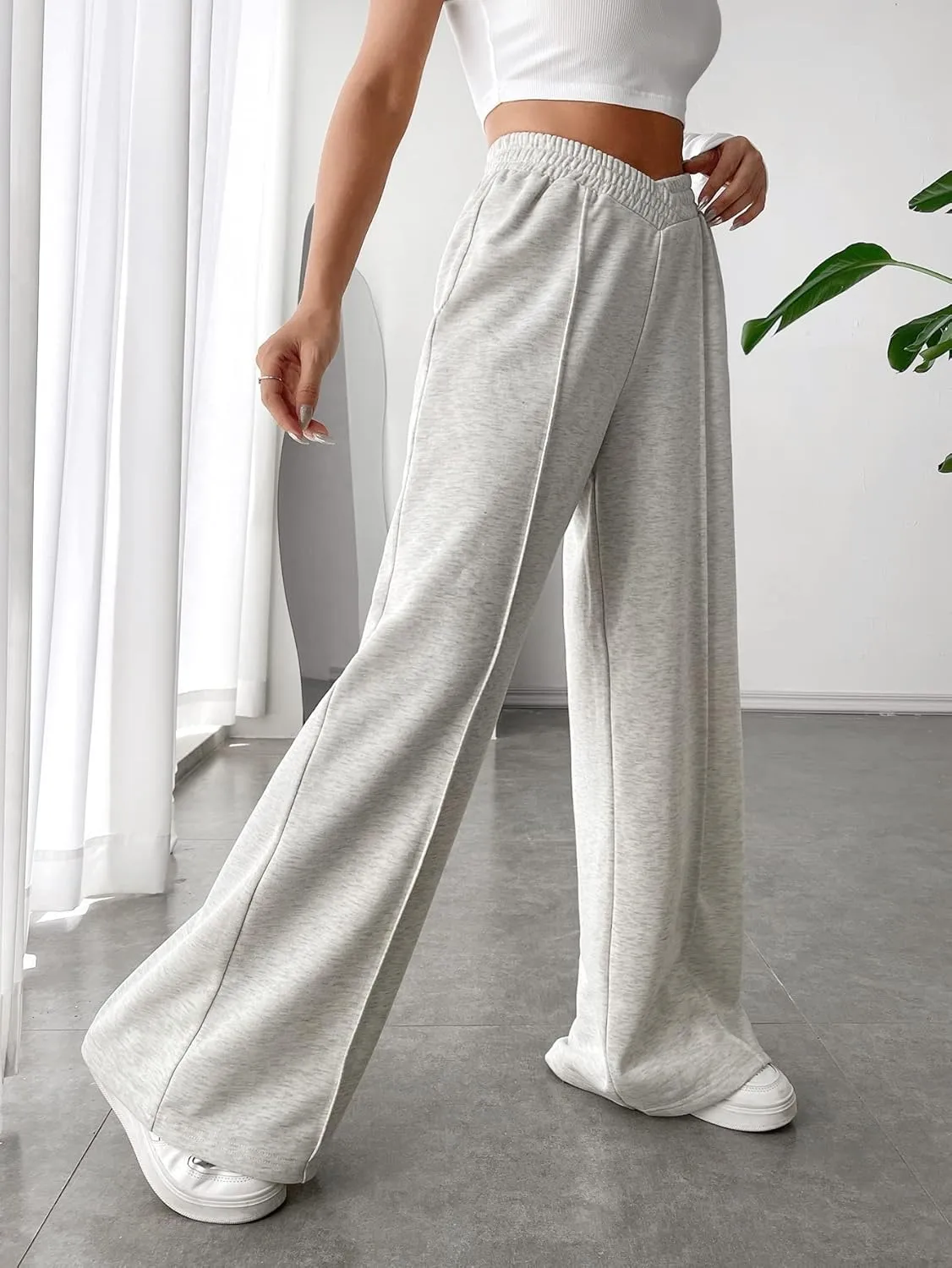 Verdusa Women's High Waist Wide Leg Baggy Sweatpants Jogger Workout Trousers