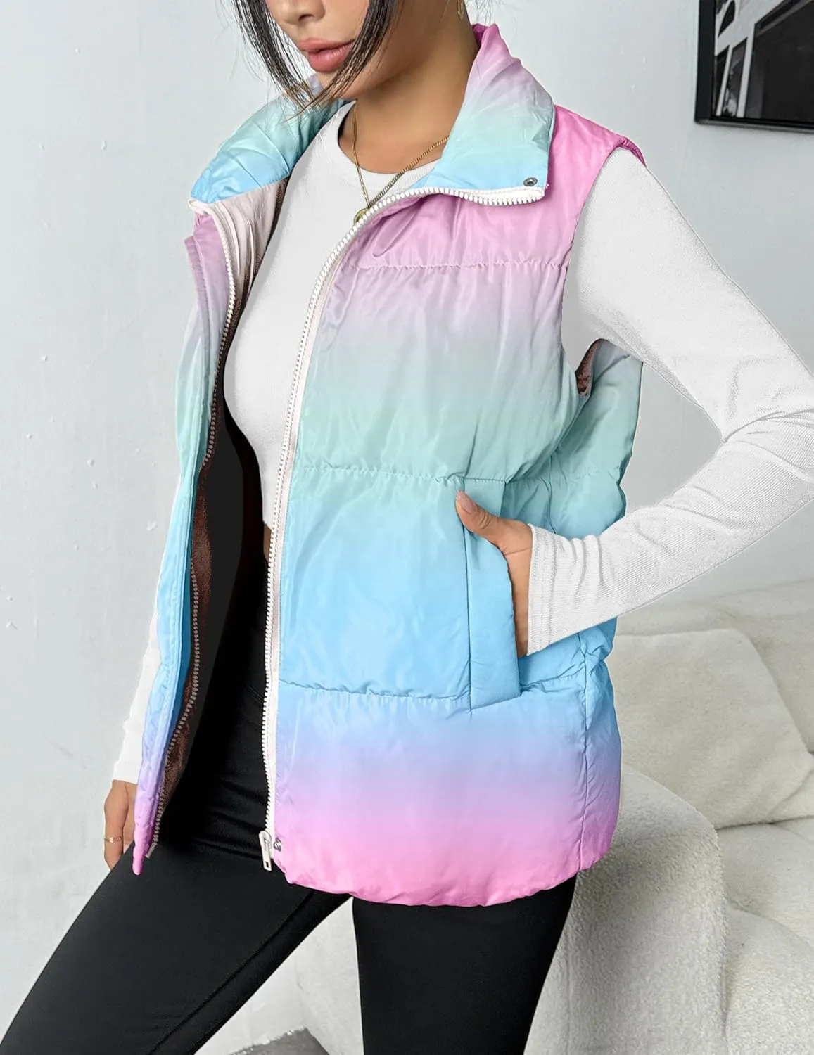 Zeagoo Women Puffer Vest Lightweight Stand Collar Sleeveless Winter Warm Zip Up Padded Outerwear Jackets with Pockets S-XXL